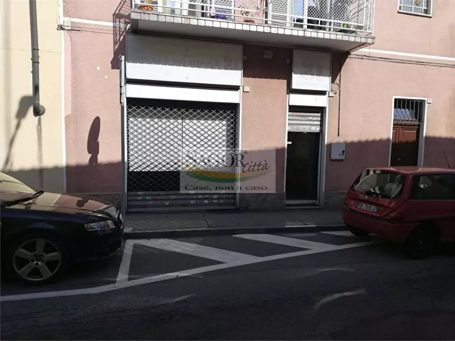 Immagine 10 di Negozio in affitto  in via Vigone 7 a Pinerolo