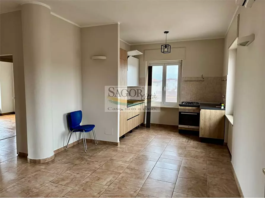 Immagine 5 di Appartamento in affitto  in Via Riva  132 a Pinerolo