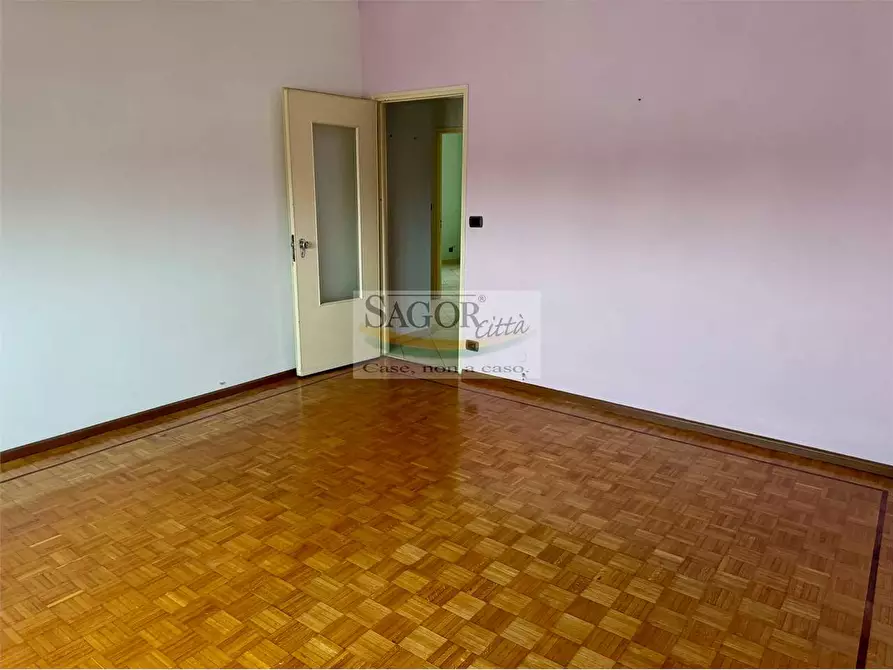 Immagine 16 di Trilocale in affitto  in VIA CITTA' DI GAP 21 a Pinerolo