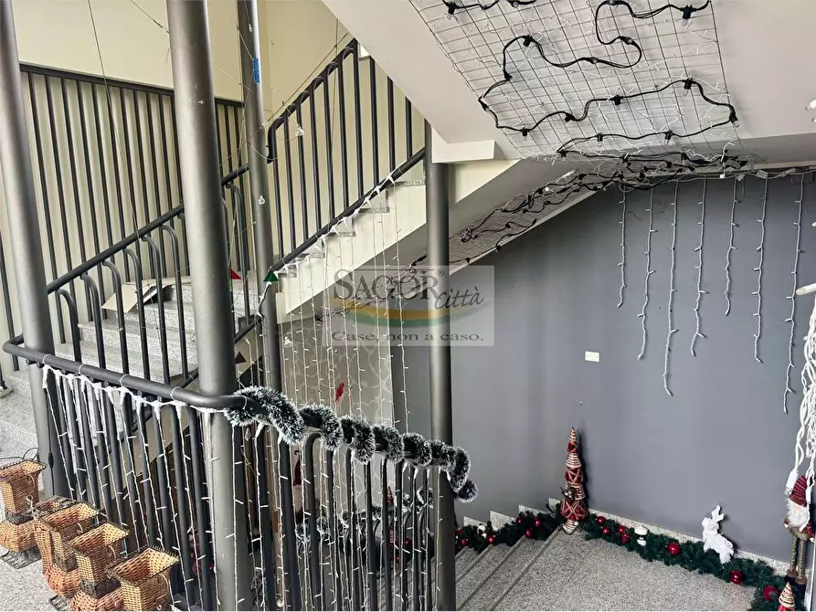 Immagine 13 di Negozio in affitto  in via Torino 28 a Vigone