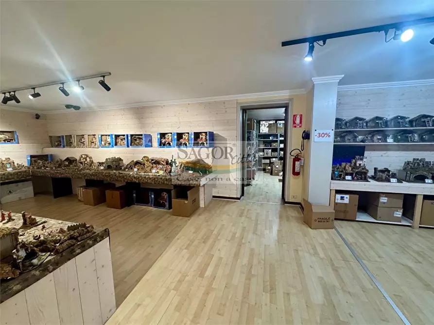 Immagine 22 di Negozio in affitto  in via Torino 28 a Vigone