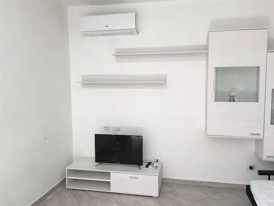 Immagine 17 di Bilocale in affitto  in via verdi a Golasecca