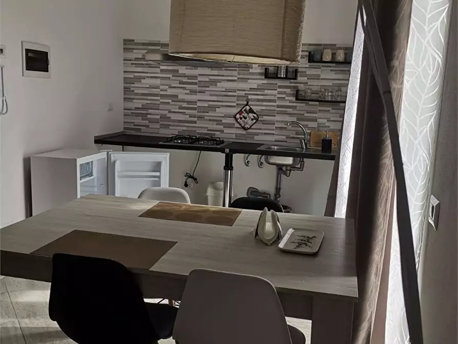 Immagine 24 di Bilocale in affitto  in via verdi a Golasecca