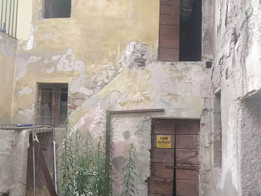 Immagine 1 di Rustico / casale in vendita  in Via Matteotti a Golasecca