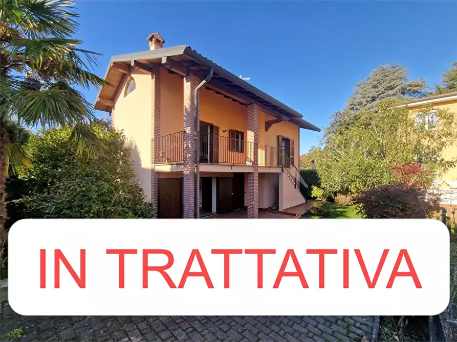 Immagine 1 di Casa indipendente in vendita  in Via Caravaggio a Castelletto Sopra Ticino