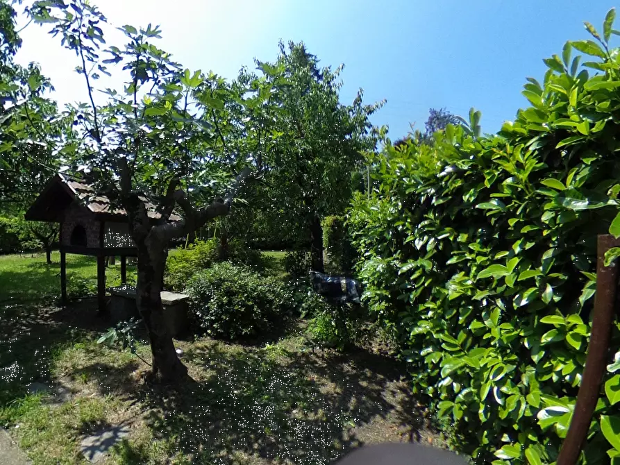 Immagine 17 di Porzione di villa in vendita  in Via Uponne a Ranco