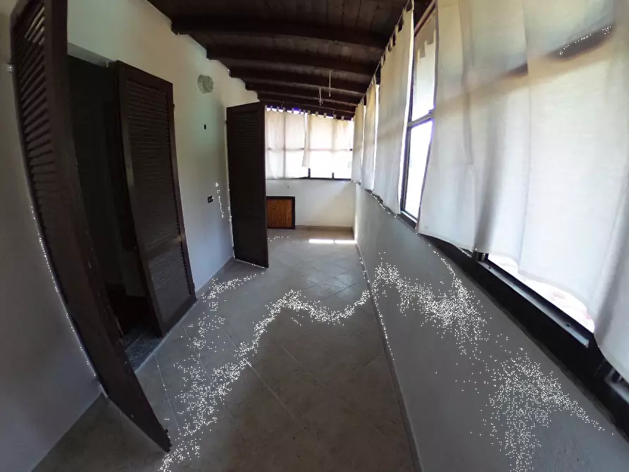 Immagine 6 di Porzione di villa in vendita  in Via Uponne a Ranco