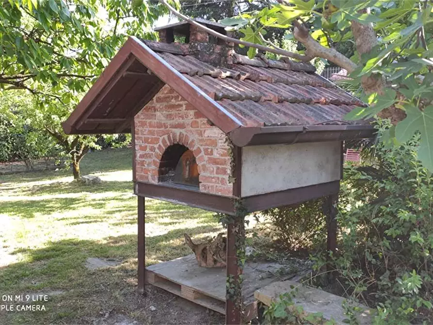 Immagine 18 di Porzione di villa in vendita  in Via Uponne a Ranco