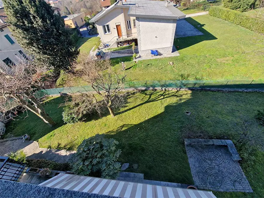Immagine 39 di Villa in vendita  in via Gradisca a Buguggiate