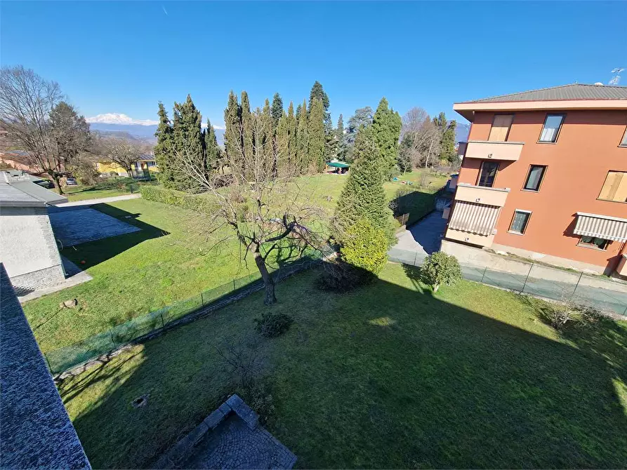 Immagine 40 di Villa in vendita  in via Gradisca a Buguggiate