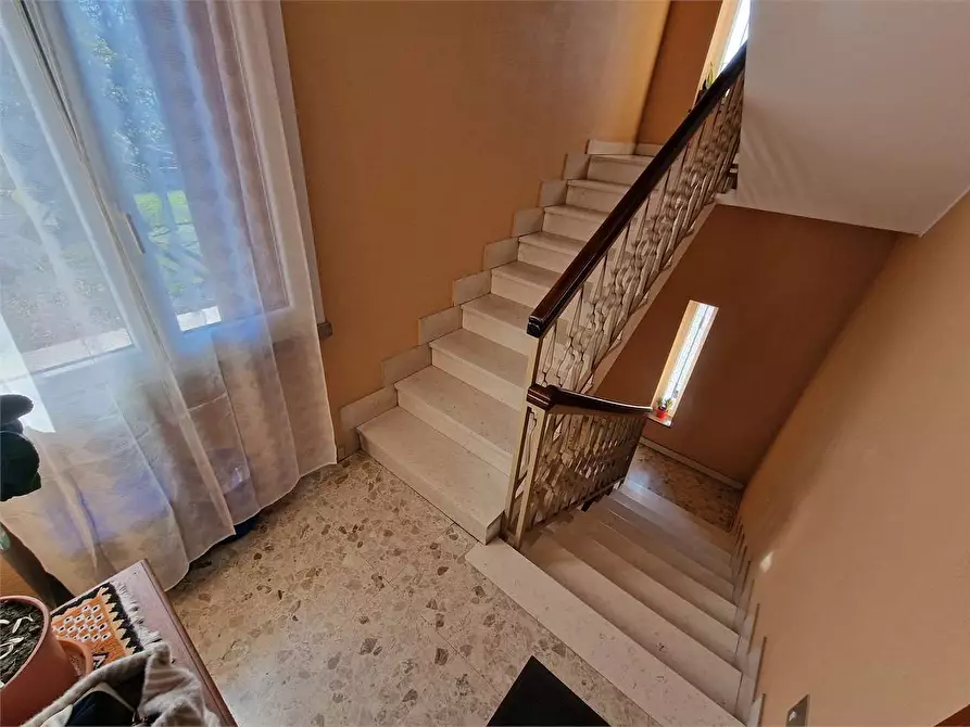Immagine 33 di Villa in vendita  in via Gradisca a Buguggiate