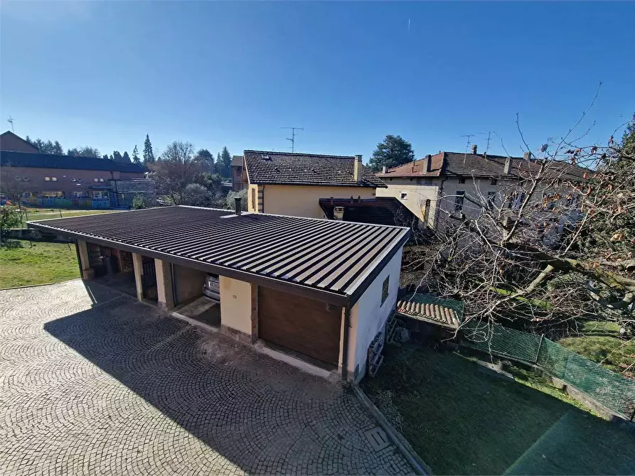 Immagine 44 di Villa in vendita  in via Gradisca a Buguggiate