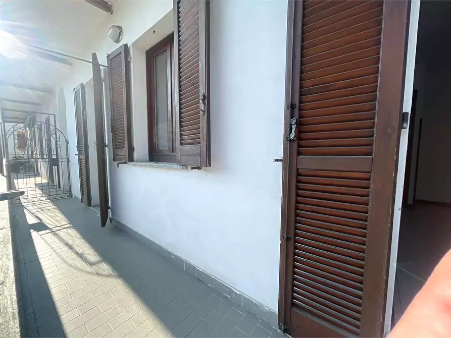 Immagine 21 di Porzione di casa in vendita  in via Verbano  26 a Casorate Sempione