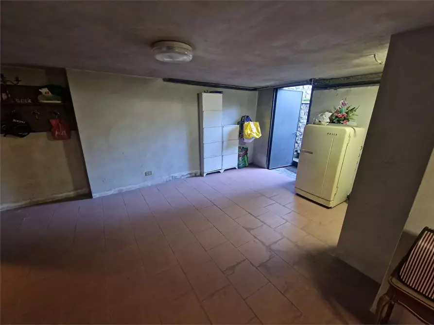 Immagine 29 di Casa bifamiliare in vendita  in via 25 Aprile a Travedona-Monate