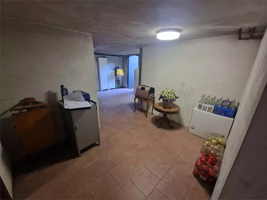 Immagine 30 di Casa bifamiliare in vendita  in via 25 Aprile a Travedona-Monate