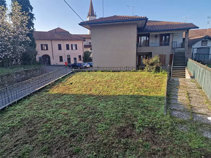 Immagine 50 di Casa bifamiliare in vendita  in via 25 Aprile a Travedona-Monate