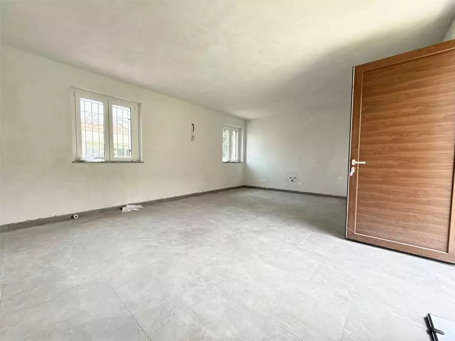 Immagine 3 di Appartamento in vendita  in via Sant' Agnese a Vergiate