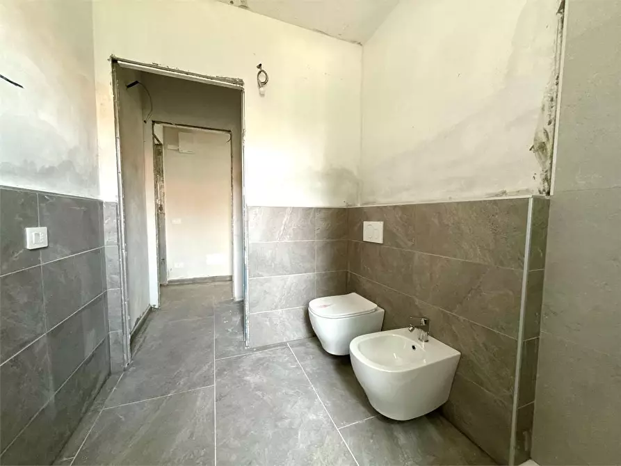 Immagine 6 di Appartamento in vendita  in via Sant' Agnese a Vergiate