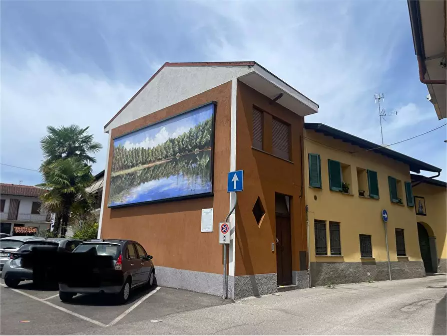 Immagine 15 di Porzione di casa in vendita  in via Garibaldi a Arsago Seprio
