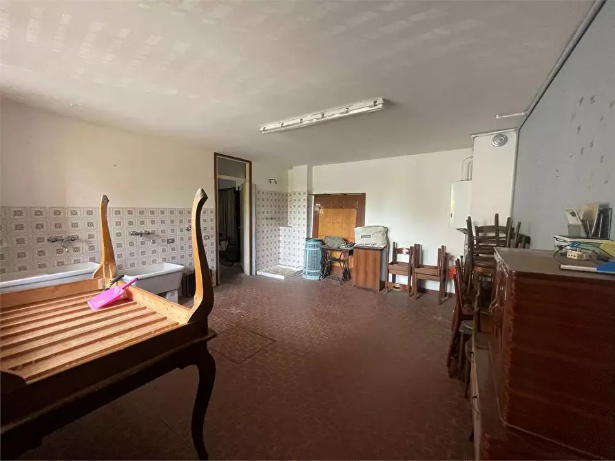 Immagine 19 di Porzione di casa in vendita  in via Garibaldi a Arsago Seprio