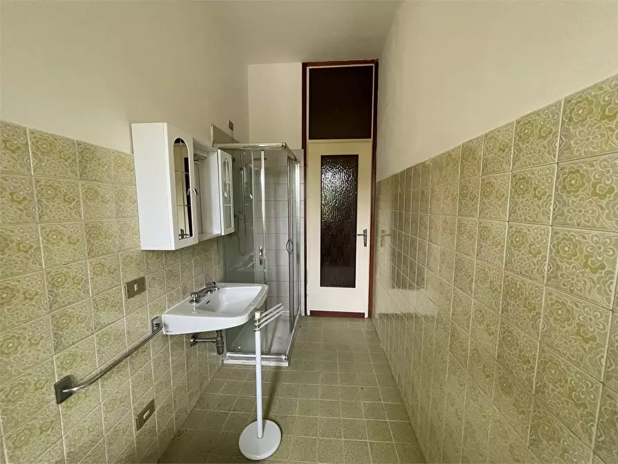 Immagine 11 di Porzione di casa in vendita  in via Garibaldi a Arsago Seprio