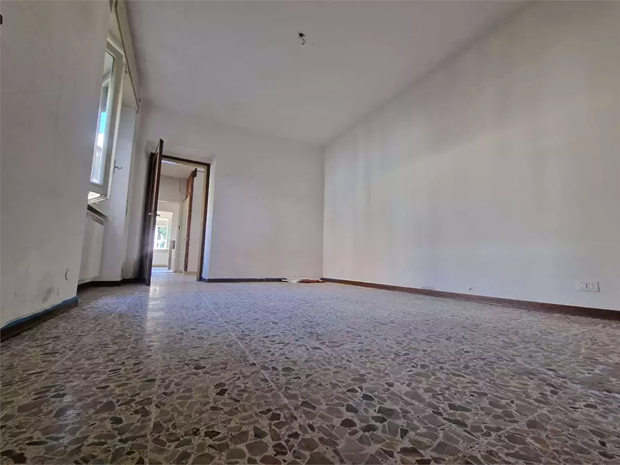 Immagine 12 di Porzione di casa in vendita  in Via Aldo Moro a Travedona-Monate