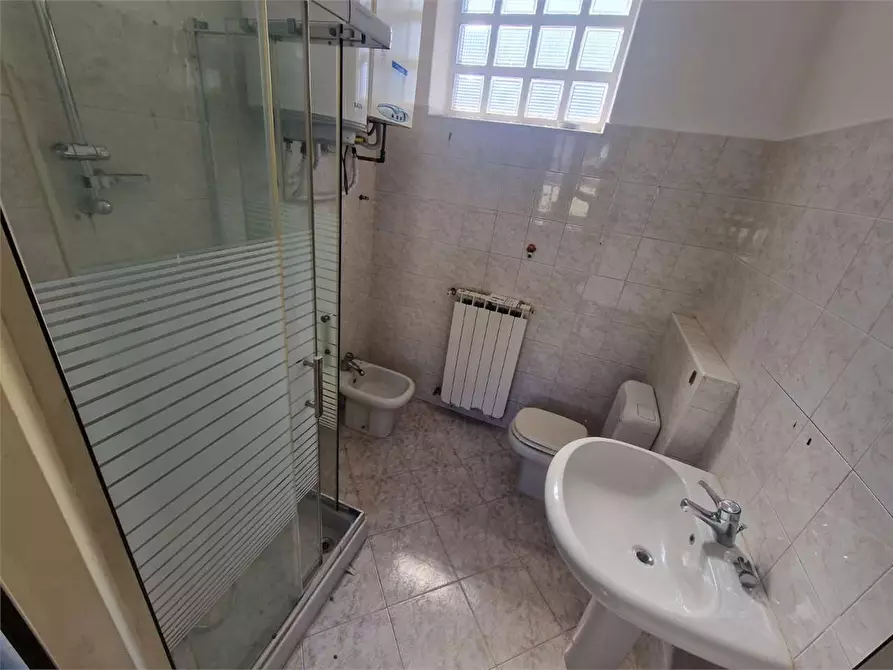 Immagine 15 di Porzione di casa in vendita  in Via Aldo Moro a Travedona-Monate