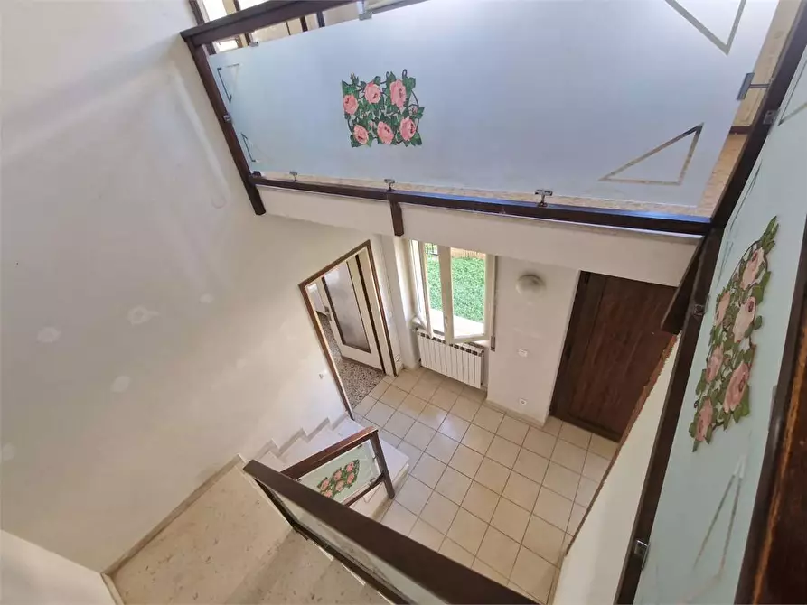 Immagine 18 di Porzione di casa in vendita  in Via Aldo Moro a Travedona-Monate