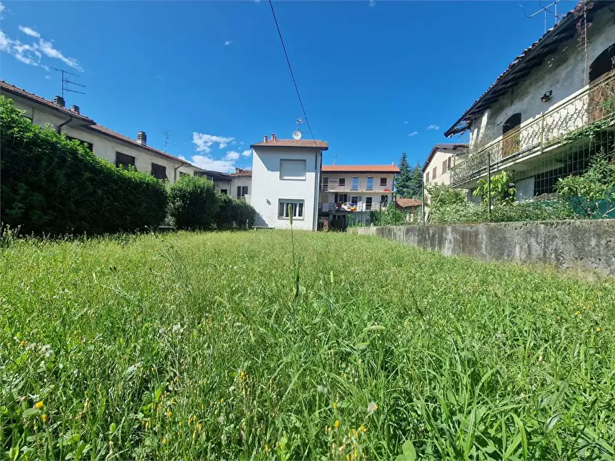 Immagine 30 di Porzione di casa in vendita  in Via Aldo Moro a Travedona-Monate
