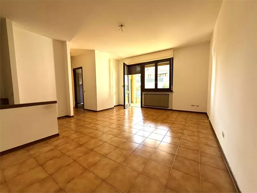 Immagine 4 di Quadrilocale in vendita  in via Roma a Cardano Al Campo