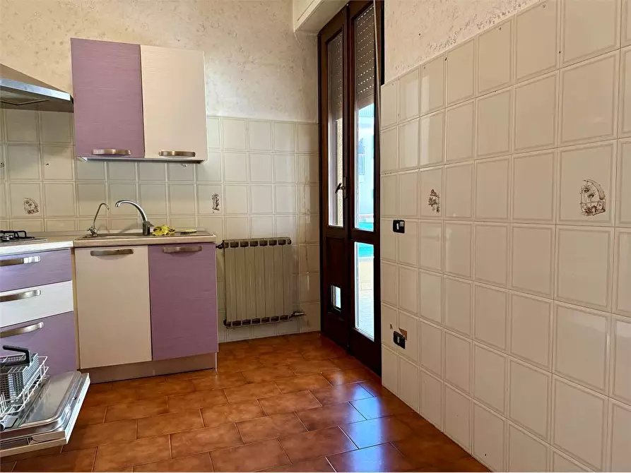 Immagine 9 di Quadrilocale in vendita  in via Roma a Cardano Al Campo