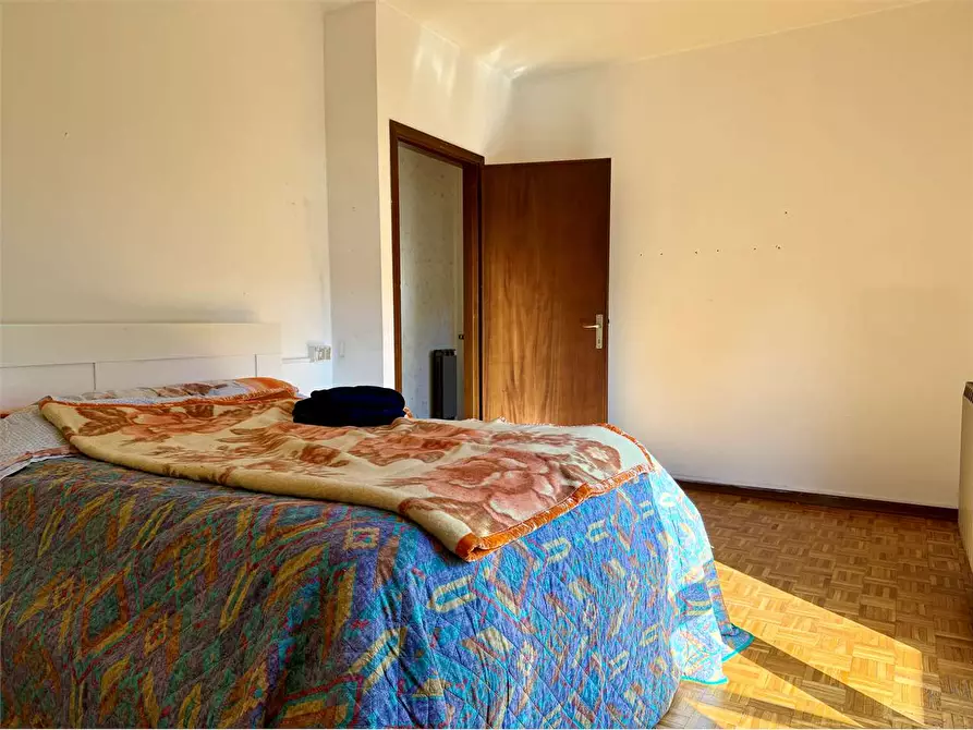 Immagine 13 di Quadrilocale in vendita  in via Roma a Cardano Al Campo