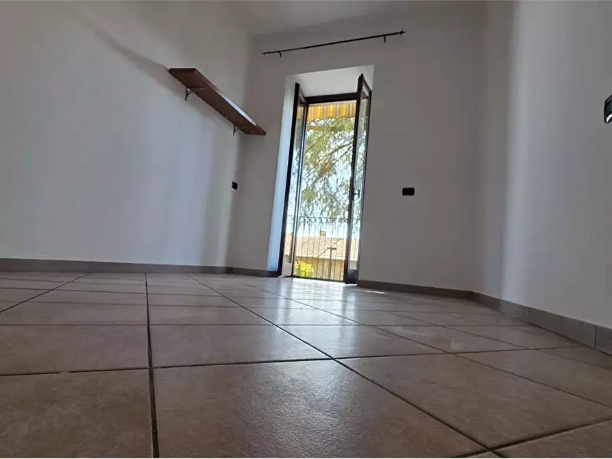 Immagine 18 di Appartamento in vendita  in via Binaghi a Somma Lombardo