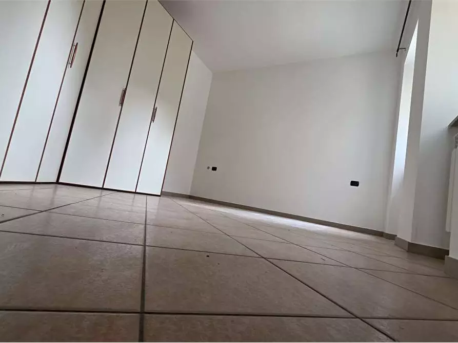 Immagine 24 di Appartamento in vendita  in via Binaghi a Somma Lombardo
