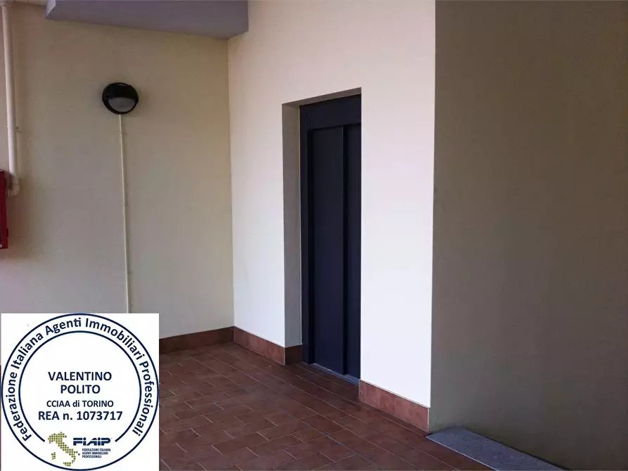 Immagine 6 di Negozio in vendita  in Via padre Giovanni Aliberti 45/47 a Vinovo