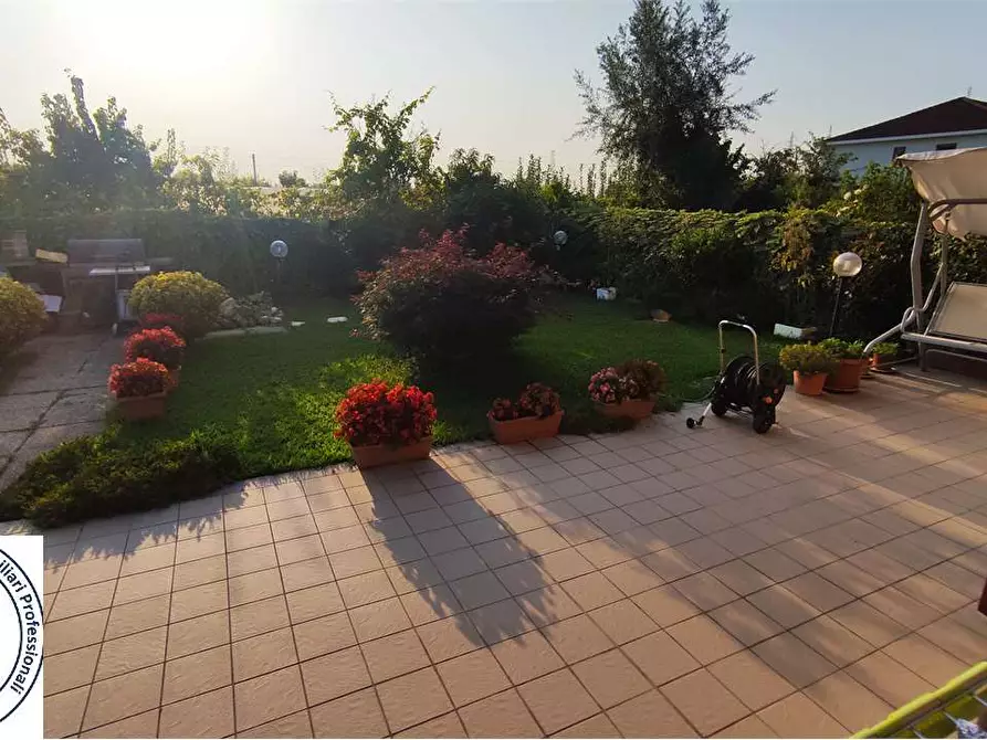 Immagine 9 di Villetta a schiera in vendita  in via Carignano 79 a Vinovo