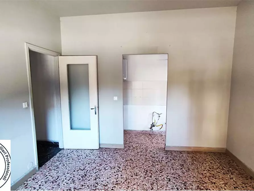 Immagine 8 di Trilocale in vendita  in Via Amedeo Avogadro 28 a Nichelino