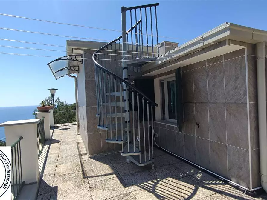 Immagine 35 di Villa in vendita  in Via Orizzonte 91 a Andora