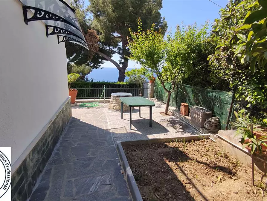 Immagine 11 di Villa in vendita  in Via Orizzonte 91 a Andora