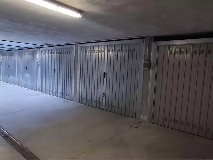 Immagine 26 di Appartamento in vendita  in via Salvo D'acquisto 4 a Vinovo