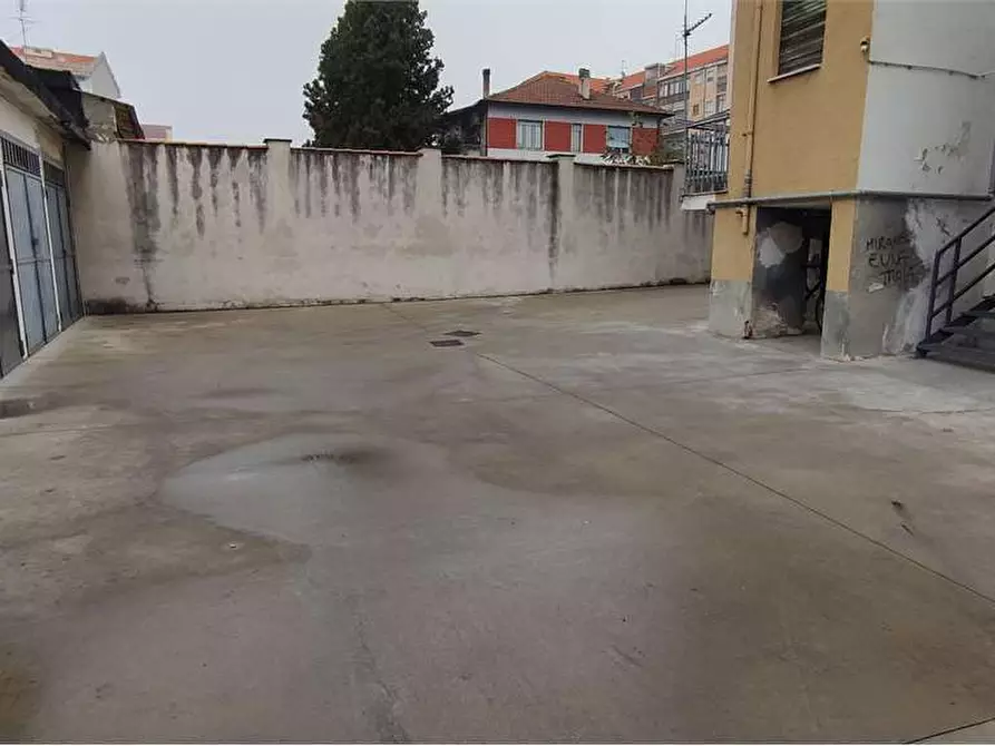 Immagine 8 di Magazzino in vendita  in Via Lagrange 8 a Nichelino