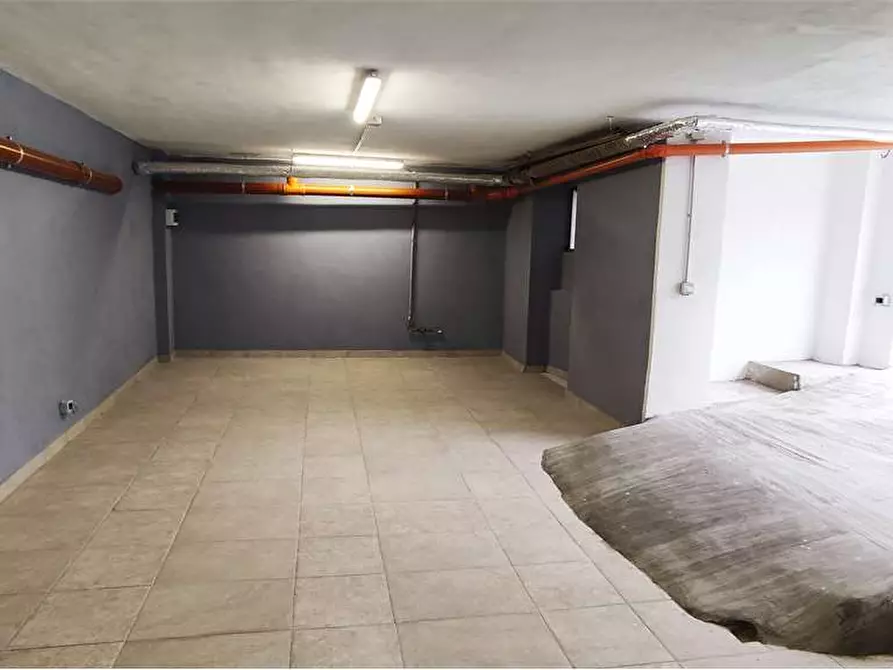 Immagine 1 di Magazzino in vendita  in Via Lagrange 8 a Nichelino