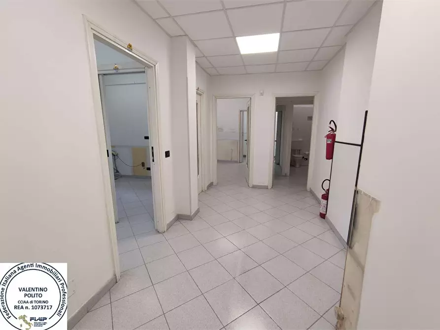 Immagine 2 di Quadrilocale in vendita  in Strada Carignano 32 a Moncalieri