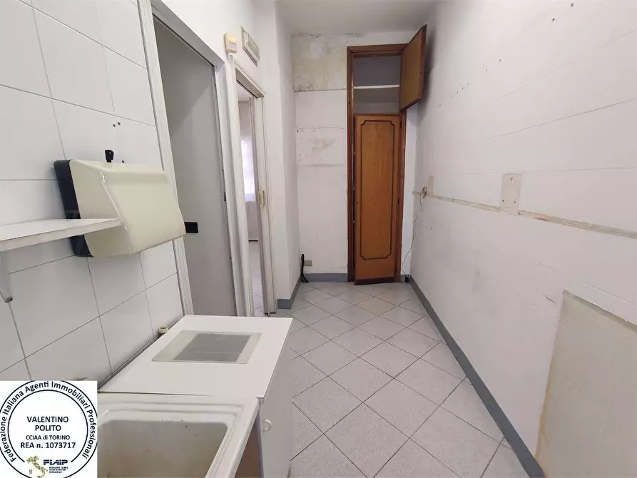Immagine 7 di Quadrilocale in vendita  in Strada Carignano 32 a Moncalieri