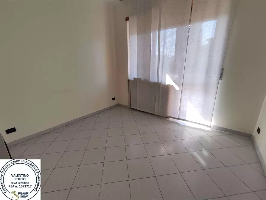 Immagine 8 di Quadrilocale in vendita  in Strada Carignano 32 a Moncalieri