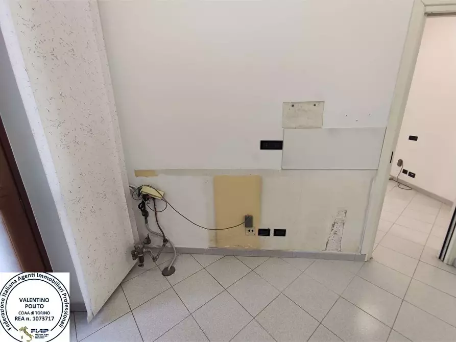 Immagine 12 di Quadrilocale in vendita  in Strada Carignano 32 a Moncalieri