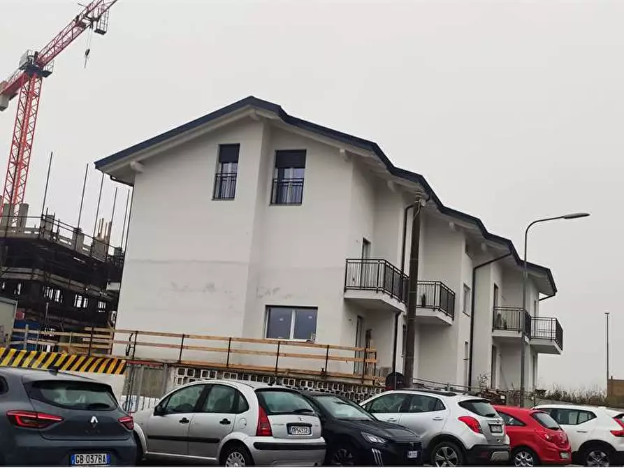 Immagine 1 di Magazzino in vendita  a Vinovo