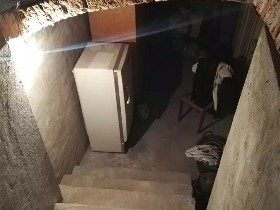 Immagine 25 di Villa in vendita  a Quarrata