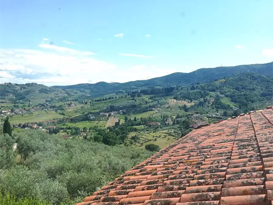 Immagine 11 di Villa in vendita  a Quarrata