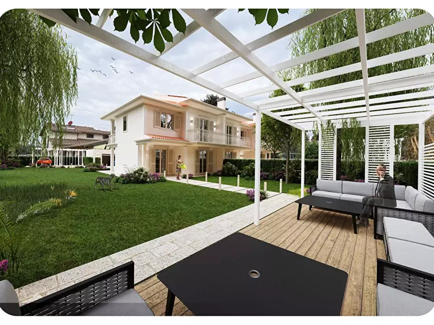 Immagine 16 di Villa in vendita  a Campi Bisenzio